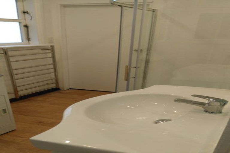 Photo of property in 357 Ohiro Road, Brooklyn, Wellington, 6021