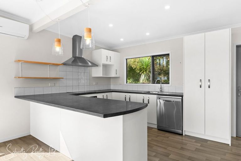 Photo of property in 13 Lancewood Lane, Pahi, Paparoa, 0571
