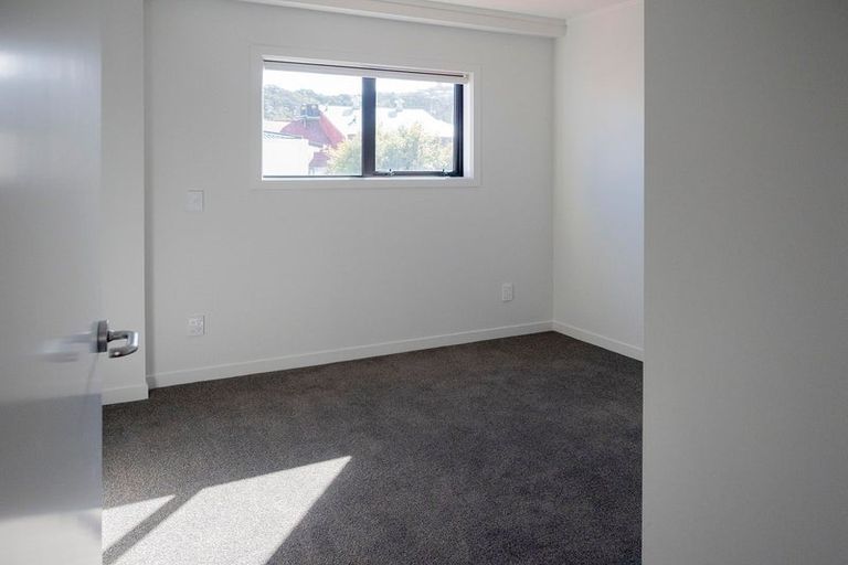 Photo of property in 9/16c Constable Street, Newtown, Wellington, 6021