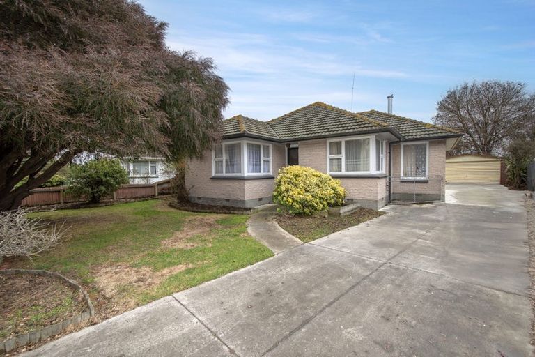 Photo of property in 8 Carters Road, Aranui, Christchurch, 8061