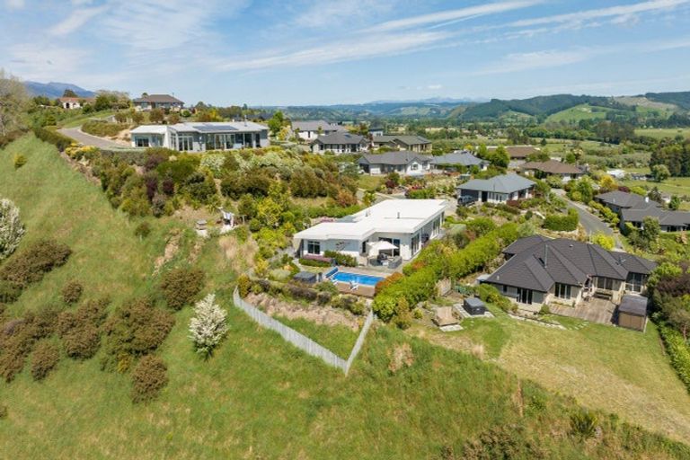 Photo of property in 23 Katania Heights, Brightwater, 7022