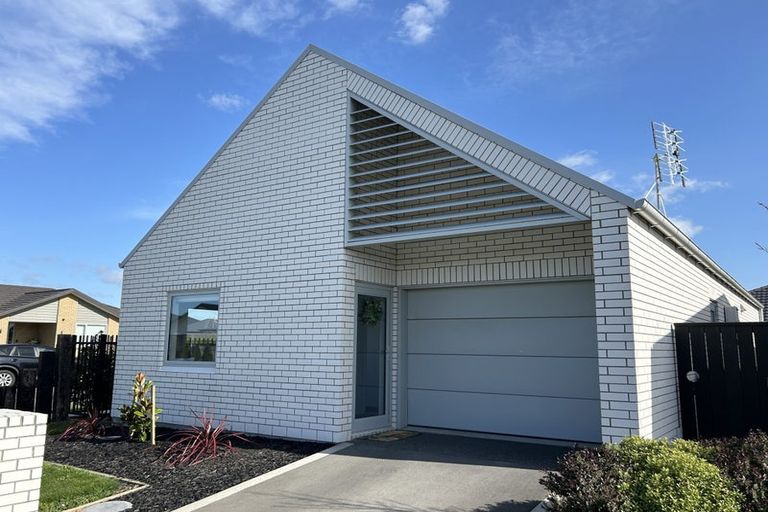 Photo of property in 32 Kemble Drive, Rolleston, 7615