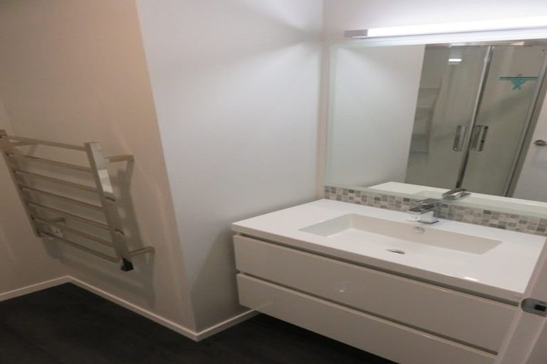 Photo of property in 13u6 Beale Street, Hamilton East, Hamilton, 3216