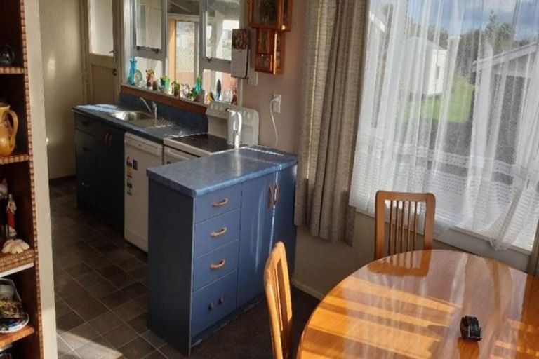 Photo of property in 167 Waihi Road, Hawera, 4610