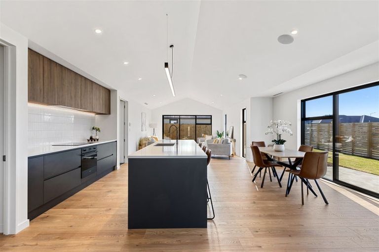 Photo of property in 1 Hiller Green Street, Halswell, Christchurch, 8025