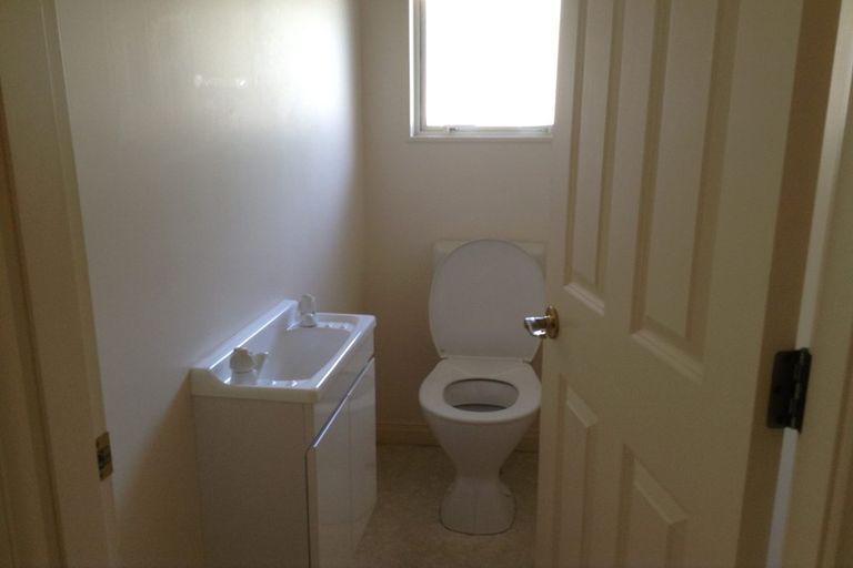 Photo of property in 45 Kapanui Road, Waikanae, 5036