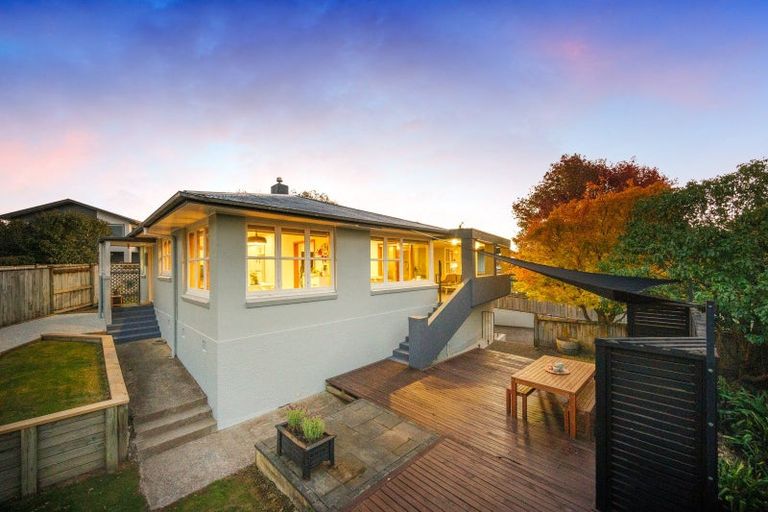 Photo of property in 46 Churchill Avenue, Hokowhitu, Palmerston North, 4410
