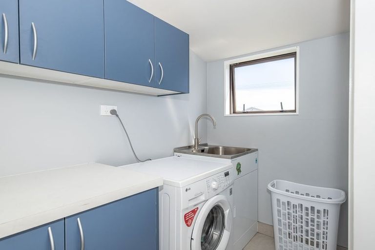 Photo of property in 29 Romilly Street, Westport, 7825