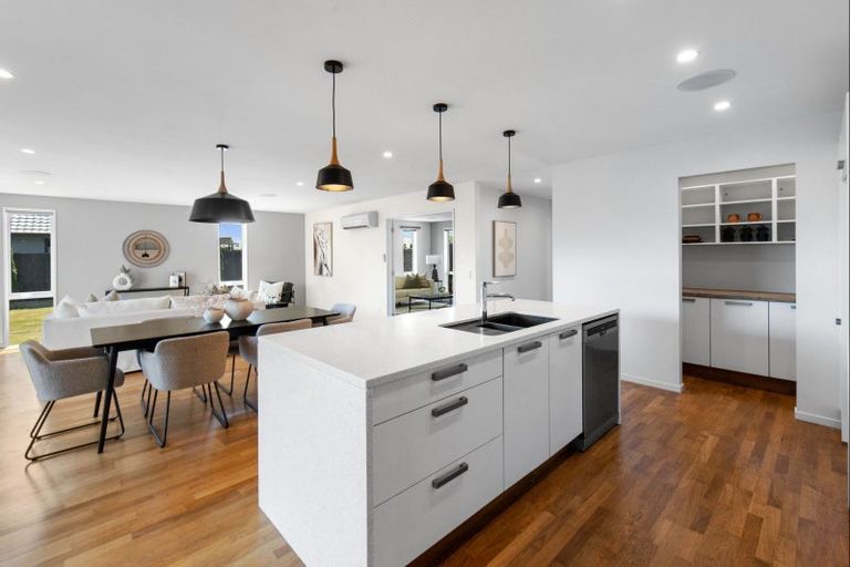 Photo of property in 37 Quartz Drive, Rolleston, 7614