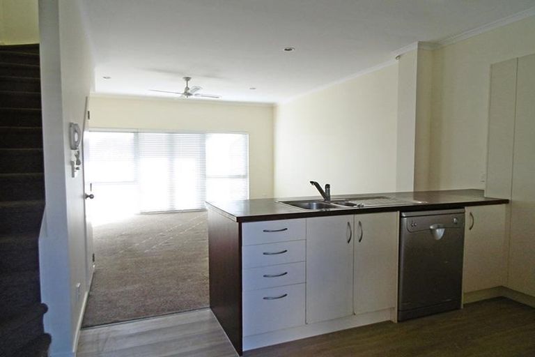 Photo of property in 25/150 Chapel Road, Flat Bush, Auckland, 2019