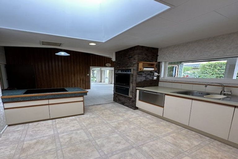 Photo of property in 11 Moorhouse Street, Taradale, Napier, 4112