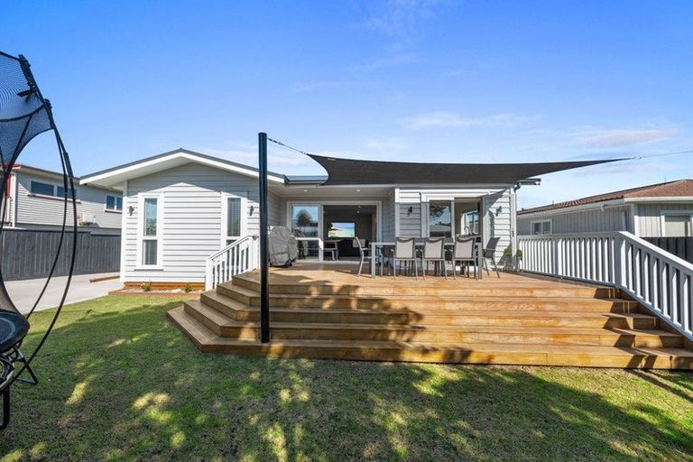 Photo of property in 13a Hawea Street, Mount Maunganui, 3116
