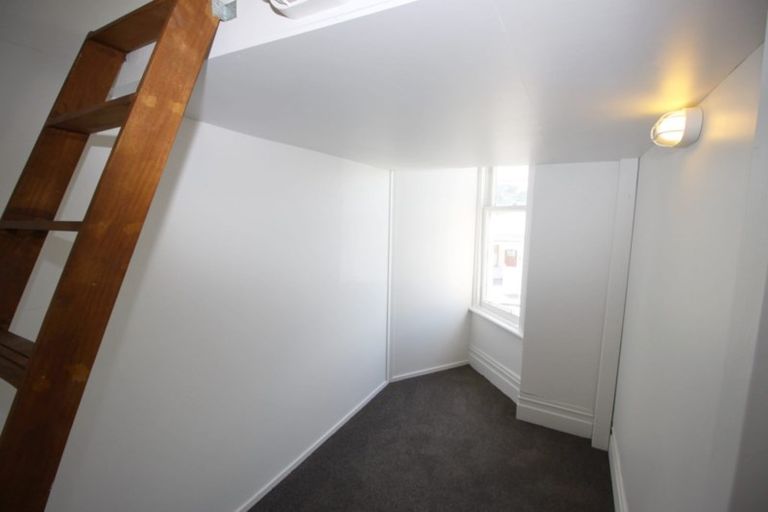 Photo of property in 104 Wallace Street, Mount Cook, Wellington, 6021