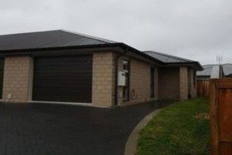 Photo of property in 39 Puhirake Crescent, Pyes Pa, Tauranga, 3112