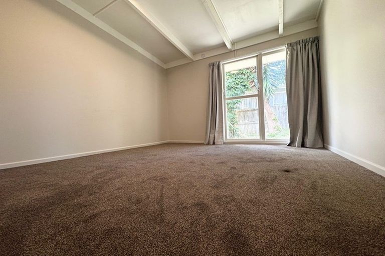 Photo of property in 4/17 Glengarry Road, Glen Eden, Auckland, 0602