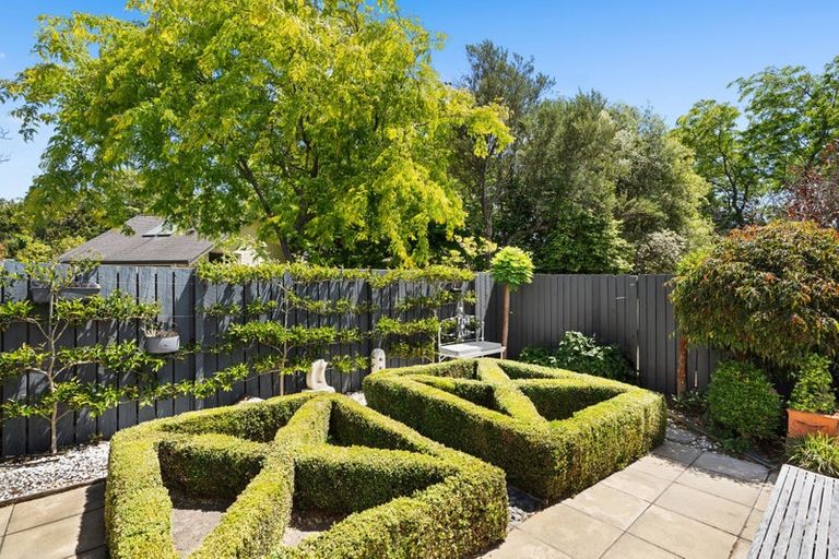 Photo of property in 2/14b Penhelig Place, Burnside, Christchurch, 8053
