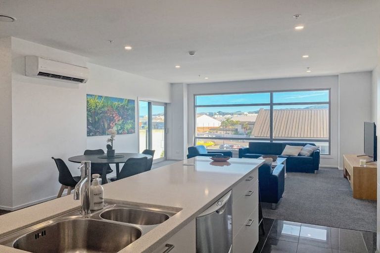 Photo of property in 4 Reads Quay, Gisborne, 4010