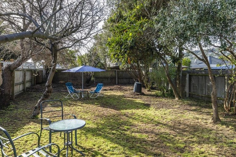 Photo of property in 35 Colenso Street, Sumner, Christchurch, 8081