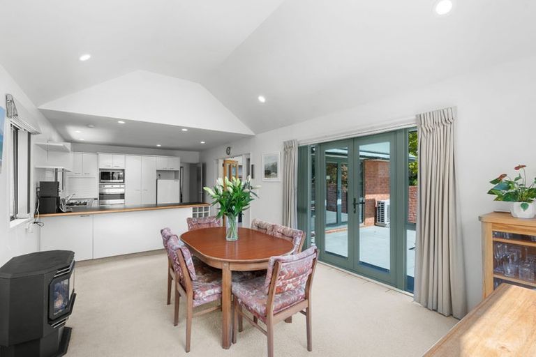 Photo of property in 25 O'connor Place, Burnside, Christchurch, 8053