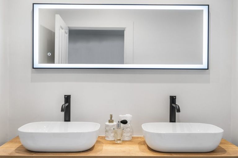 Photo of property in 25 Princes Street, Northcote Point, Auckland, 0627