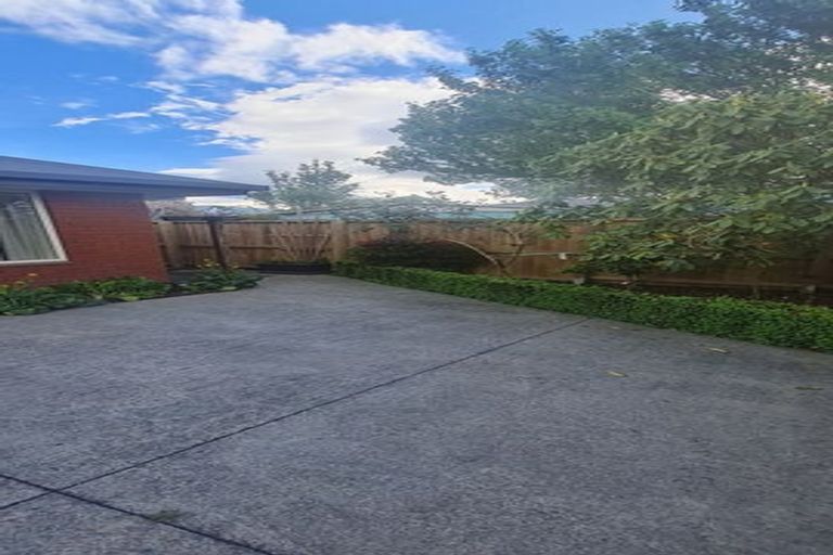 Photo of property in 31 Daniels Road, Redwood, Christchurch, 8051