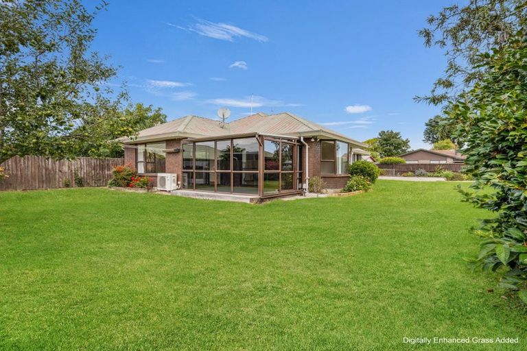 Photo of property in 8 Peebles Drive, Hei Hei, Christchurch, 8042