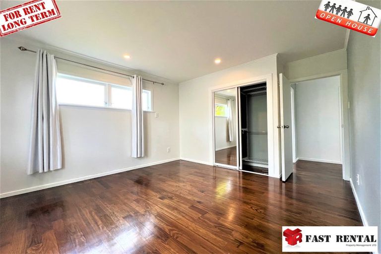 Photo of property in 2/46 Tree View Avenue, Glenfield, Auckland, 0629