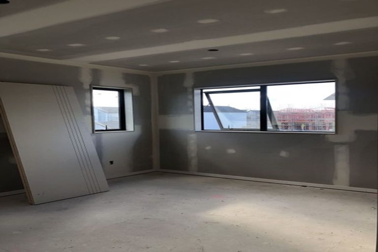 Photo of property in 141 Grove Road, Papakura, 2110