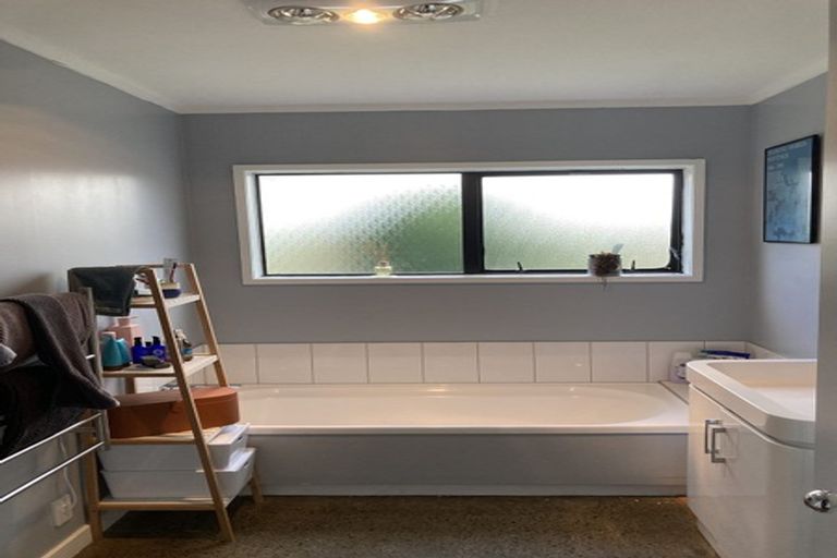 Photo of property in 2/53 Dominion Park Street, Johnsonville, Wellington, 6037