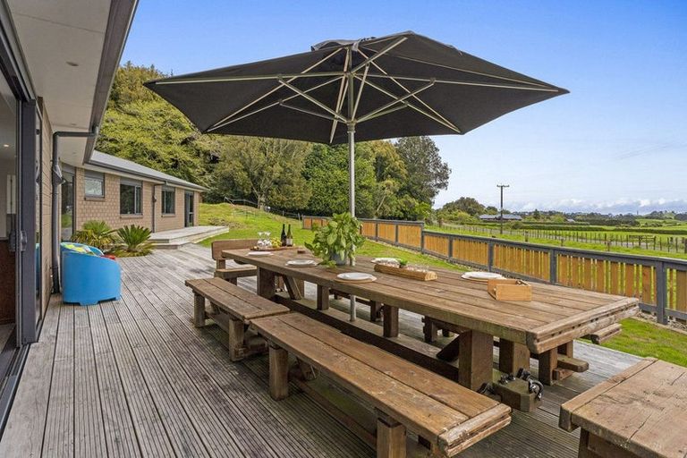 Photo of property in 130 Hurworth Road, Hurworth, New Plymouth, 4371