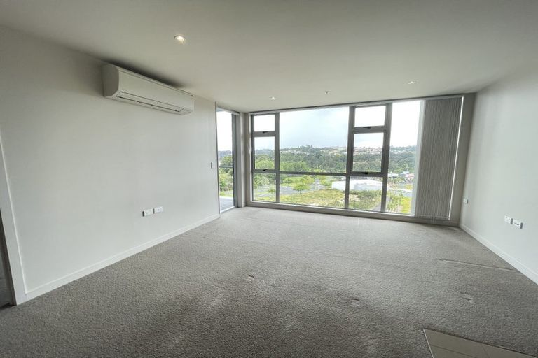 Photo of property in 403/27 Don Mckinnon Drive, Albany, Auckland, 0632