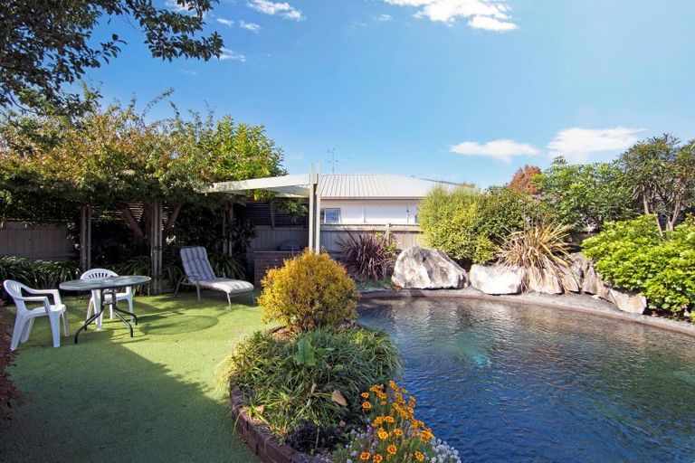 Photo of property in 35 Masefield Street, Stoke, Nelson, 7011