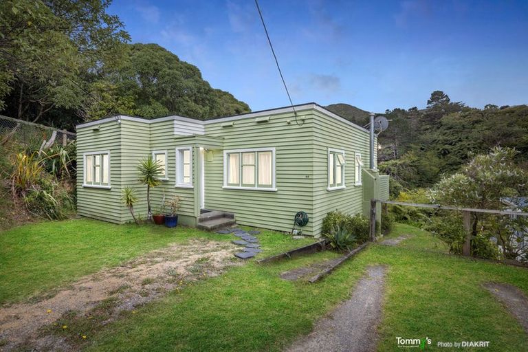 Photo of property in 60 Allington Road, Karori, Wellington, 6012