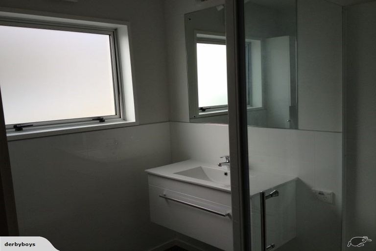 Photo of property in 1/12 Keoghs Lane, St Albans, Christchurch, 8014