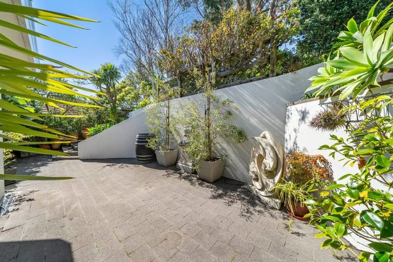 Photo of property in 20 Portage Place, Whitby, Porirua, 5024