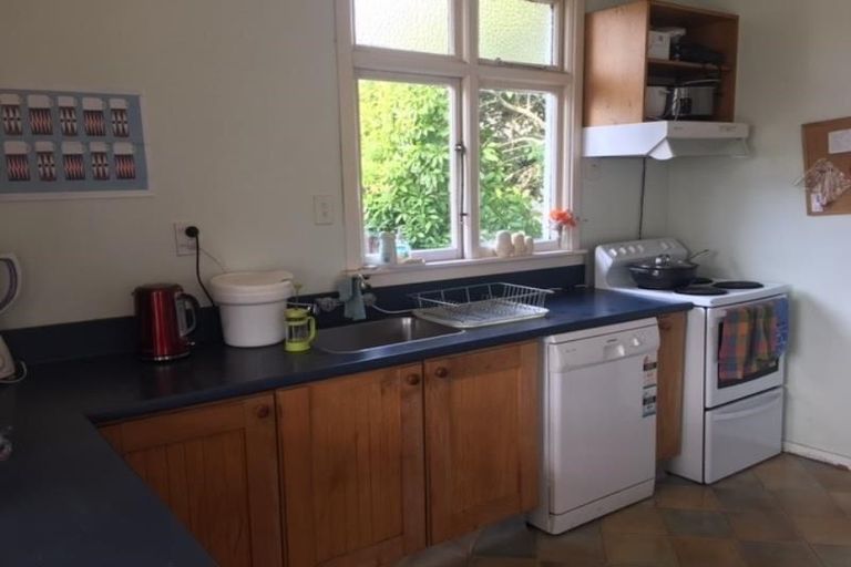 Photo of property in 74 Peverel Street, Riccarton, Christchurch, 8041