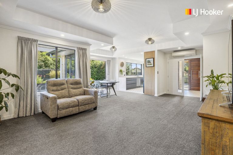 Photo of property in 14 Irwin Logan Drive, Mosgiel, 9024