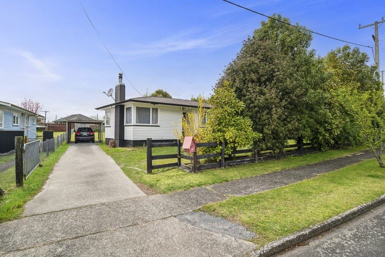 Photo of property in 57 Meadowbank Crescent, Fordlands, Rotorua, 3015