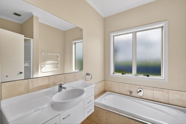 Photo of property in 30 Ulyatt Road, Meeanee, Napier, 4112