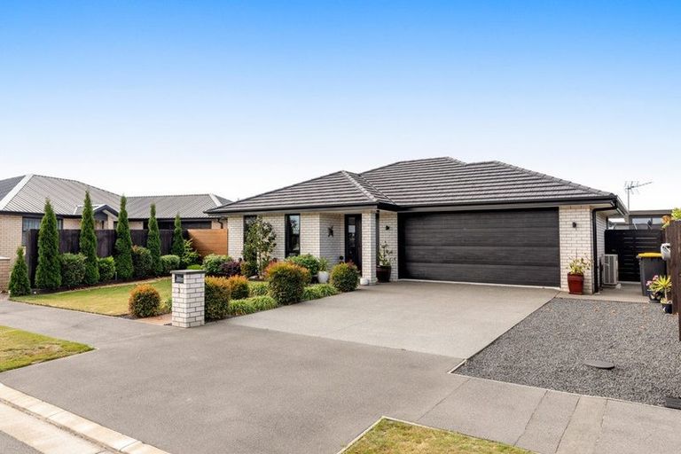 Photo of property in 3 Pierce Street, Marshland, Christchurch, 8083