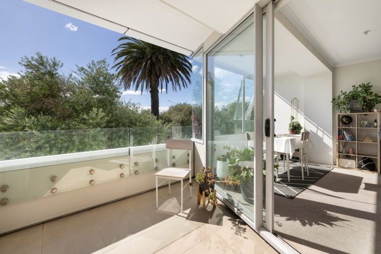 Photo of property in 202/332 Maunganui Road, Mount Maunganui, 3116