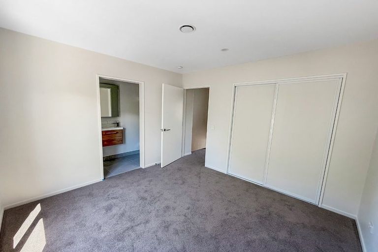 Photo of property in 34b Peer Street, Upper Riccarton, Christchurch, 8041