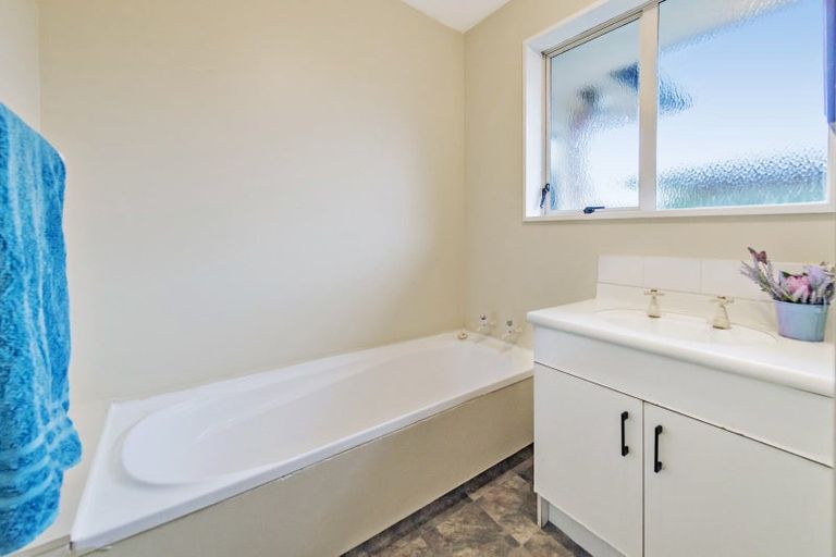 Photo of property in 2/37 Wrights Road, Addington, Christchurch, 8024