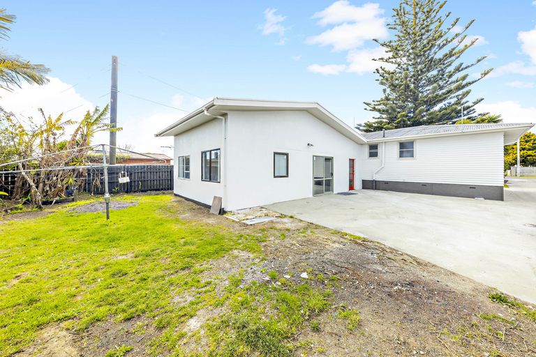 Photo of property in 8 Daniel Avenue, Mangere East, Auckland, 2024