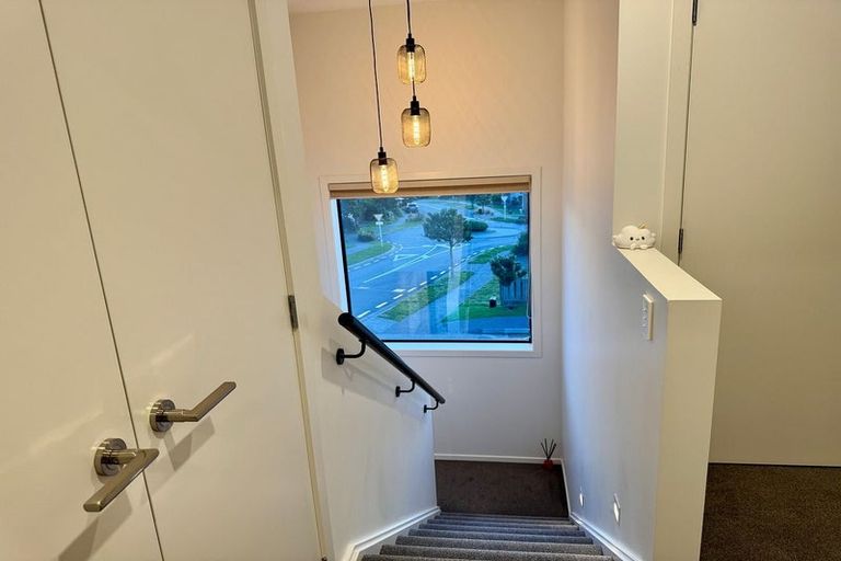 Photo of property in 73 Cedarwood Street, Woodridge, Wellington, 6037