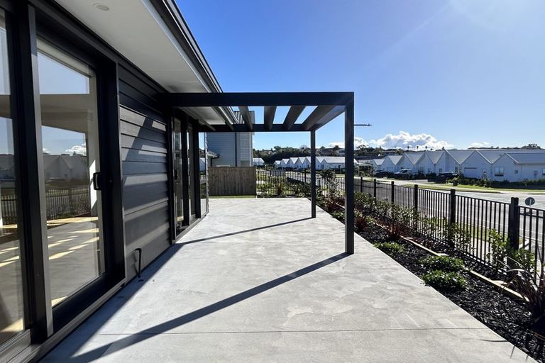 Photo of property in 27 Moana Drive, Mahia, 4198