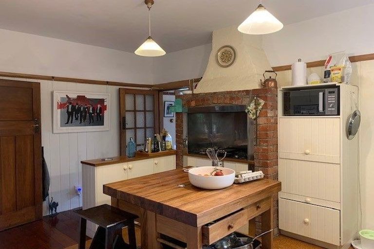 Photo of property in 5 Grosvenor Terrace, Wadestown, Wellington, 6012