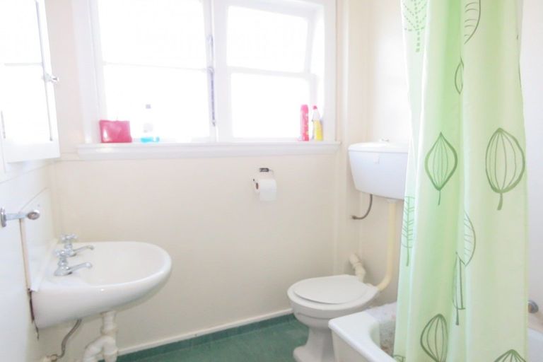 Photo of property in 3 Colvin Street, Westport, 7825