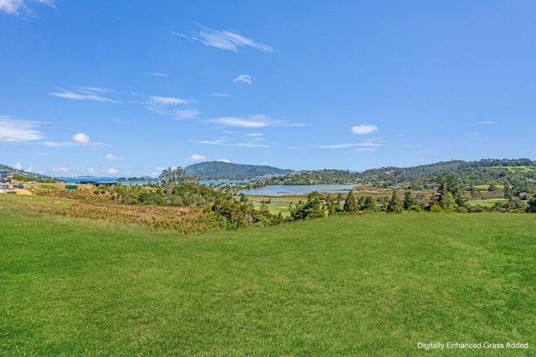 Photo of property in 35 Azimuth Road, Tairua, 3508
