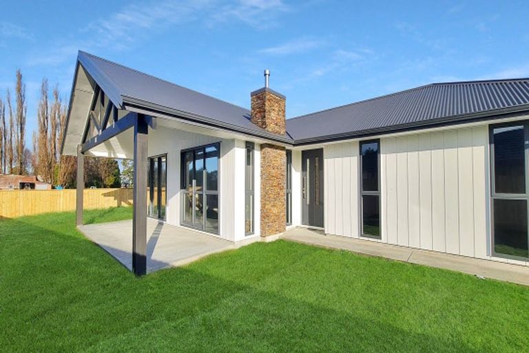 Photo of property in 30 Oldfield Lane, Marton, 4710